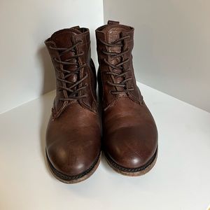 Vintage brand Size 8 leather boots Made in USA